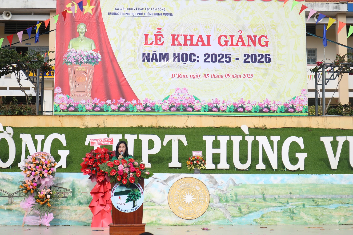 ht phat bieu z6978757441032 a087512a81648c4b1228232353659c65