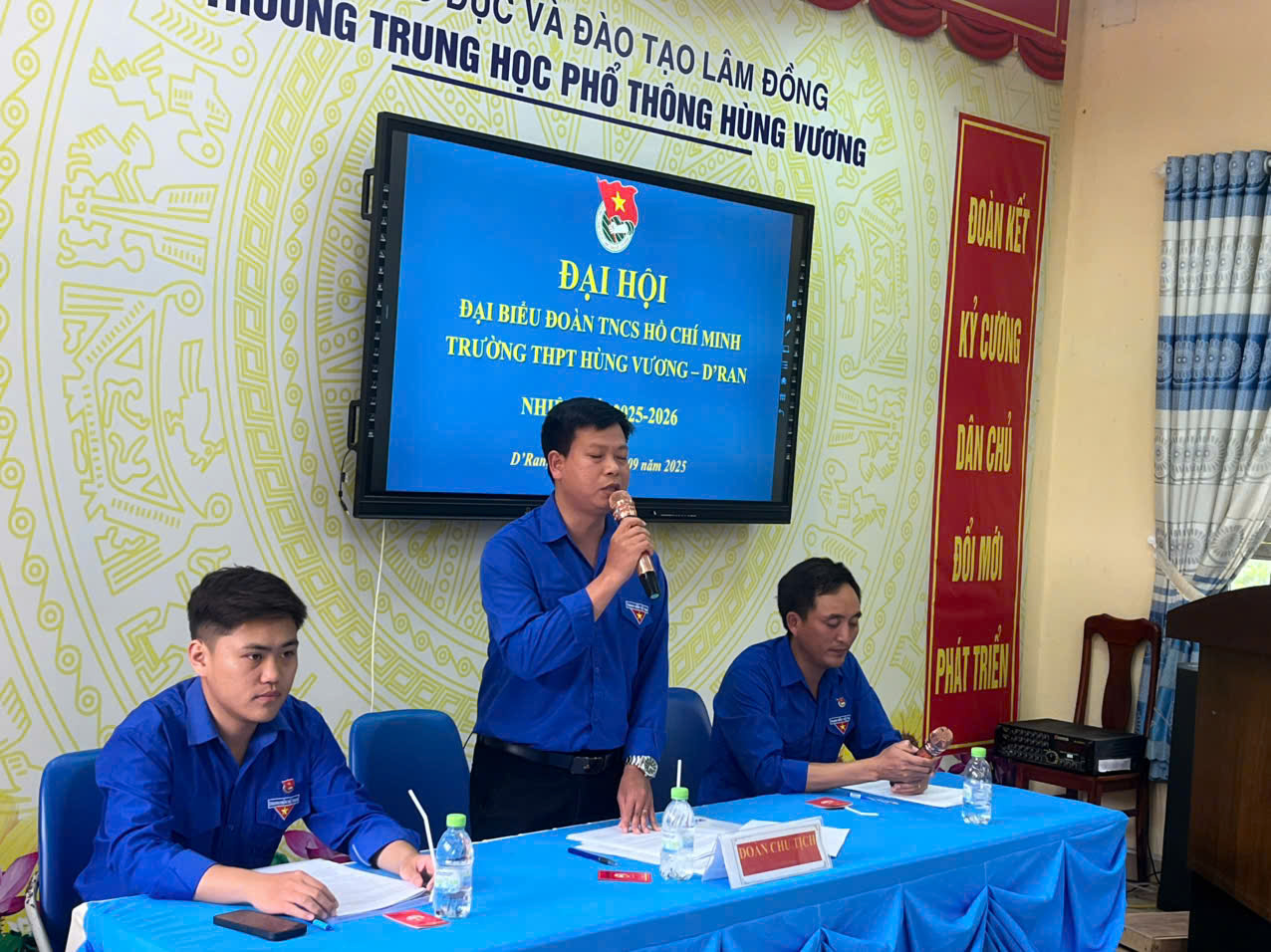 z7053412527697 762f372ba62554dafed3db868307981d